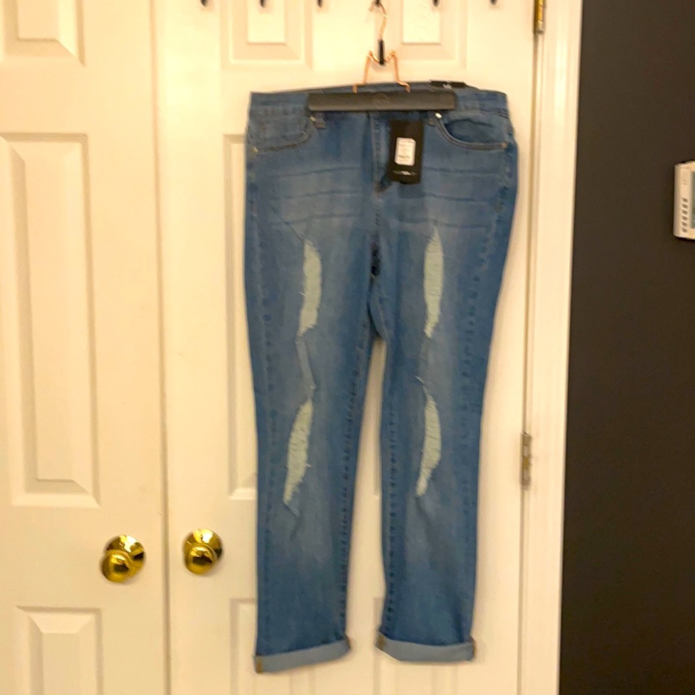 Fashion nova street wear jeans